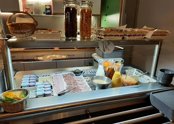 Le Passage De Hotel 3*